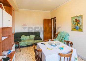 Sala da pranzo - Appartamento Via Del Rotolo
 
42, Catania - foto 2