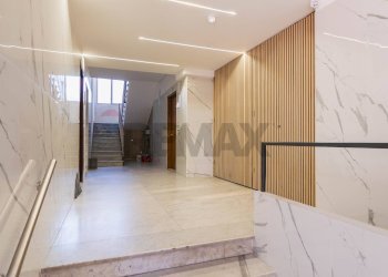 Ricezione / Lobby - Appartamento Via Del Rotolo
 
42, Catania - foto 22
