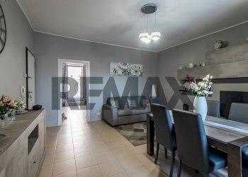 Sala da pranzo - Bilocale Via Madonna Della Stella
 
150, Caltagirone - foto 6