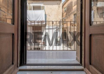 Balcone - Bilocale Via Madonna Della Stella
 
150, Caltagirone - foto 27
