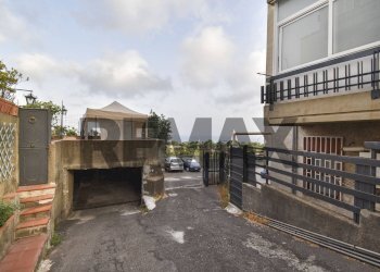 Casa all\'aperto - Box Via Recupero
 
5, Aci Castello - photo 2