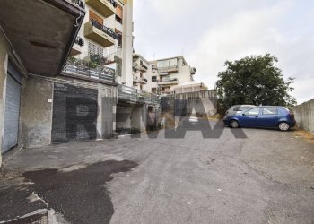 Edificio all\'aperto - Box Via Recupero
 
5, Aci Castello - photo 12