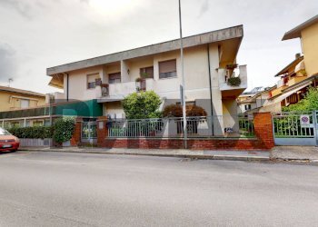 Casa all\'aperto - Quadrilocale Via degli ontani
 
54, Viareggio - foto 3
