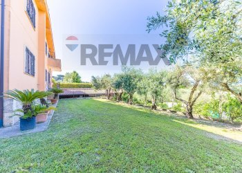 Giardino - Villa VIA CASTAGNOLE
 
13, Marino - photo 8
