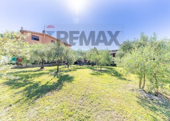 Giardino - Villa VIA CASTAGNOLE
 
13, Marino - photo 10