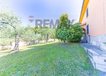 Giardino - Villa VIA CASTAGNOLE
 
13, Marino - photo 13