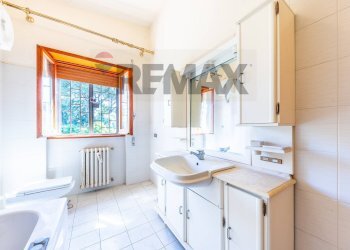 Bagno - Villa VIA CASTAGNOLE
 
13, Marino - photo 28