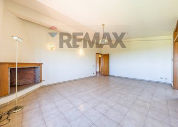 Stanza vuota - Villa VIA CASTAGNOLE
 
13, Marino - photo 49
