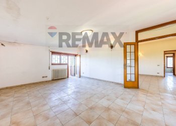 Stanza vuota - Villa VIA CASTAGNOLE
 
13, Marino - photo 54