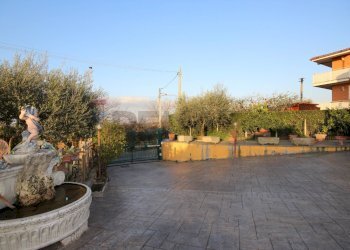 Giardino - Semi-detached house Via Vigne Di San Matteo
26, Roma - photo 17