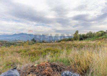 Vista delle montagne - Terreno edificabile VIA VALLE CHIARA, Mentana - foto 11