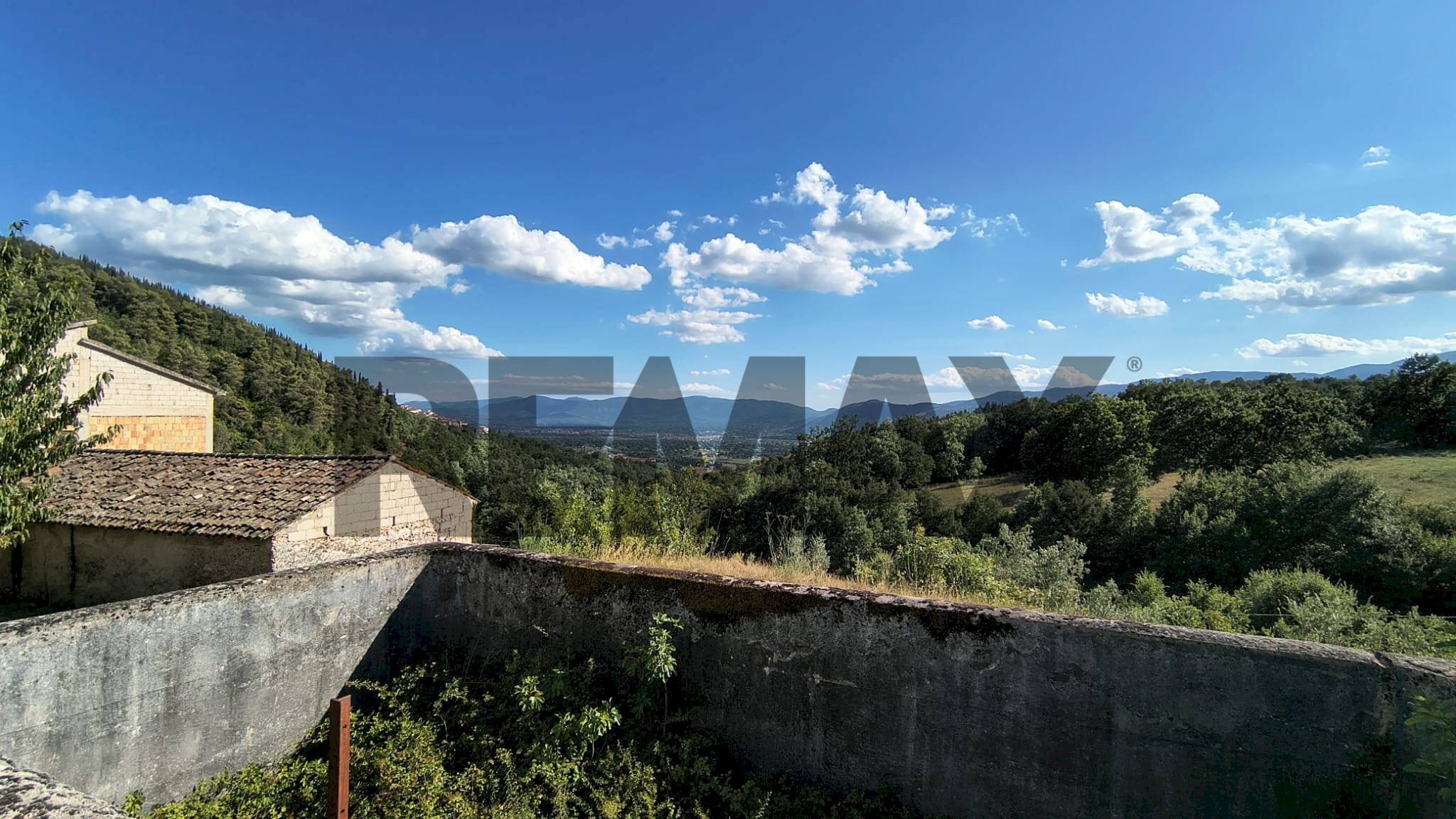 Vista delle montagne - Terreno agricolo via del new parco
 
snc, Padula - foto 3