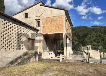 Casa all\'aperto - Terreno agricolo via del new parco
snc, Padula - foto 14