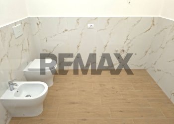 Bagno - Trilocale via valosa di sopra
 
23, Monza - foto 34