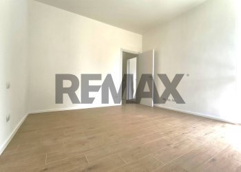 Stanza vuota - Three-room apartment via valosa di sopra
 
23, Monza - photo 28