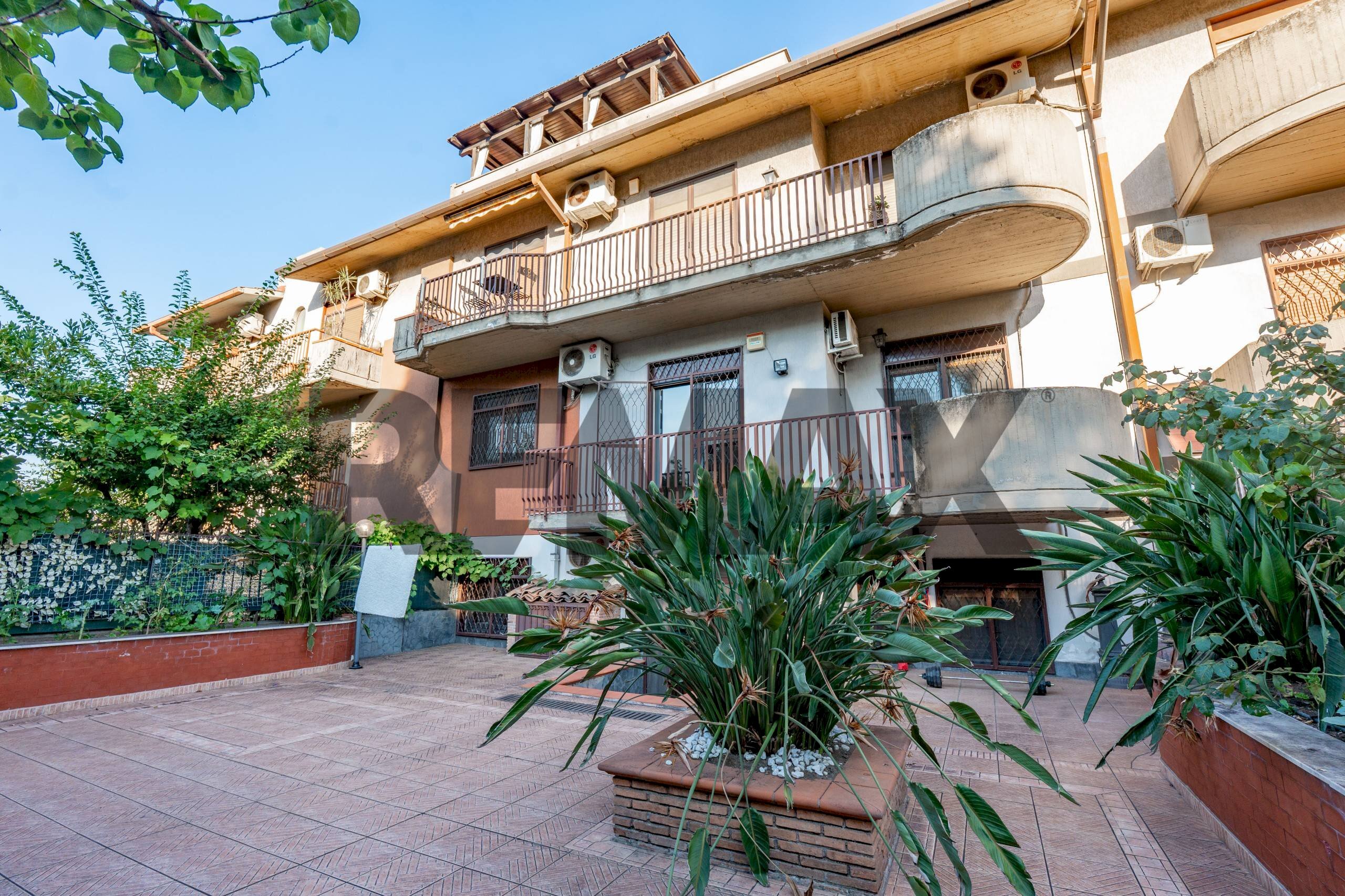 Edificio all\'aperto - Appartamento Via Giuseppe Ballo
 
5, Catania - foto 1