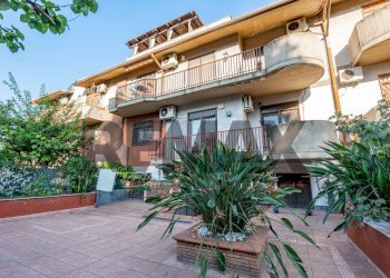 Edificio all\'aperto - Appartamento Via Giuseppe Ballo
 
5, Catania - foto 1