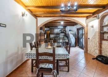 Sala da pranzo - Appartamento Via Giuseppe Ballo
 
5, Catania - foto 6