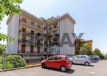 Edificio all\'aperto - Apartment Via Sebastiano Catania
 
316, Catania - photo 1