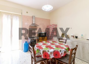 Sala da pranzo - Apartment Via Sebastiano Catania
 
316, Catania - photo 7