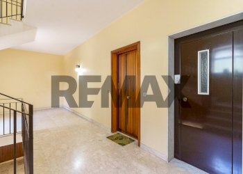Hall / corridoio - Apartment Via Sebastiano Catania
 
316, Catania - photo 37