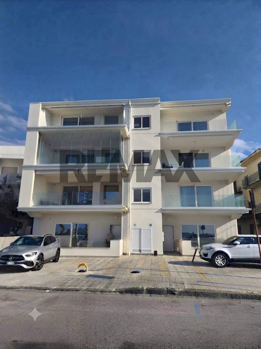 Edificio all\'aperto - Trilocale Via Andrea Doria
 
65, Capo d'Orlando - foto 1