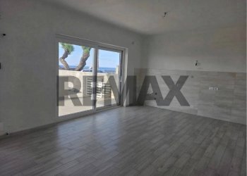 Stanza vuota - Trilocale Via Andrea Doria
 
65, Capo d'Orlando - foto 3