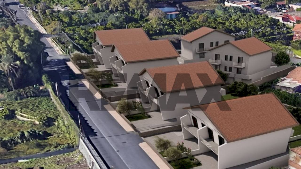Casa all\'aperto - Casa semi indipendente Via Milanese
 
SN, Gravina di Catania - foto 1