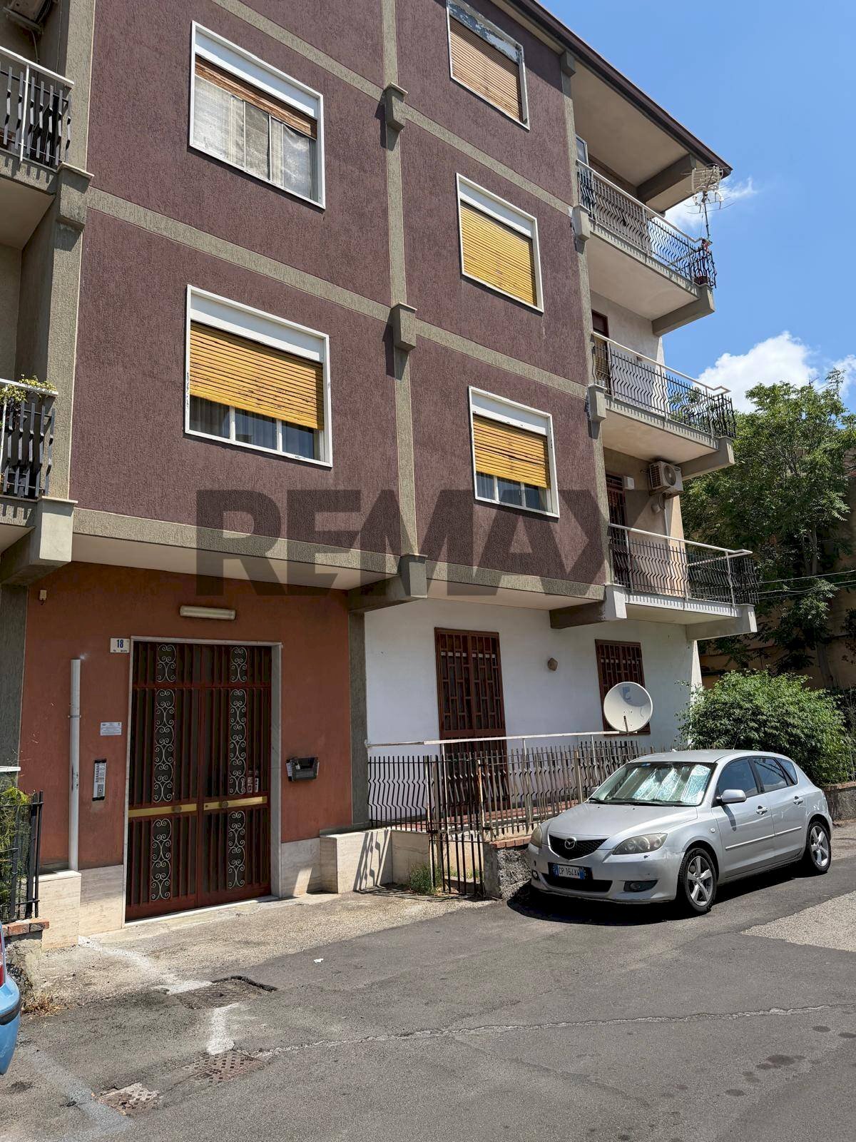 Edificio all\'aperto - Trilocale VIA BELSITO
 
18, Misterbianco - foto 1
