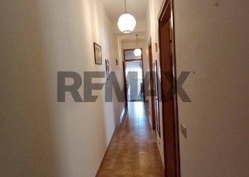 Hall / corridoio - Apartment via Solferino
 
187, Canicattini Bagni - photo 6