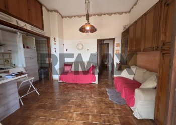 Soggiorno - Two-room apartment VIA SCALAZZA
 
14, Aci Castello - photo 3