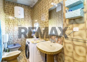 Bagno - Villa via america
 
11, Gravina di Catania - foto 37