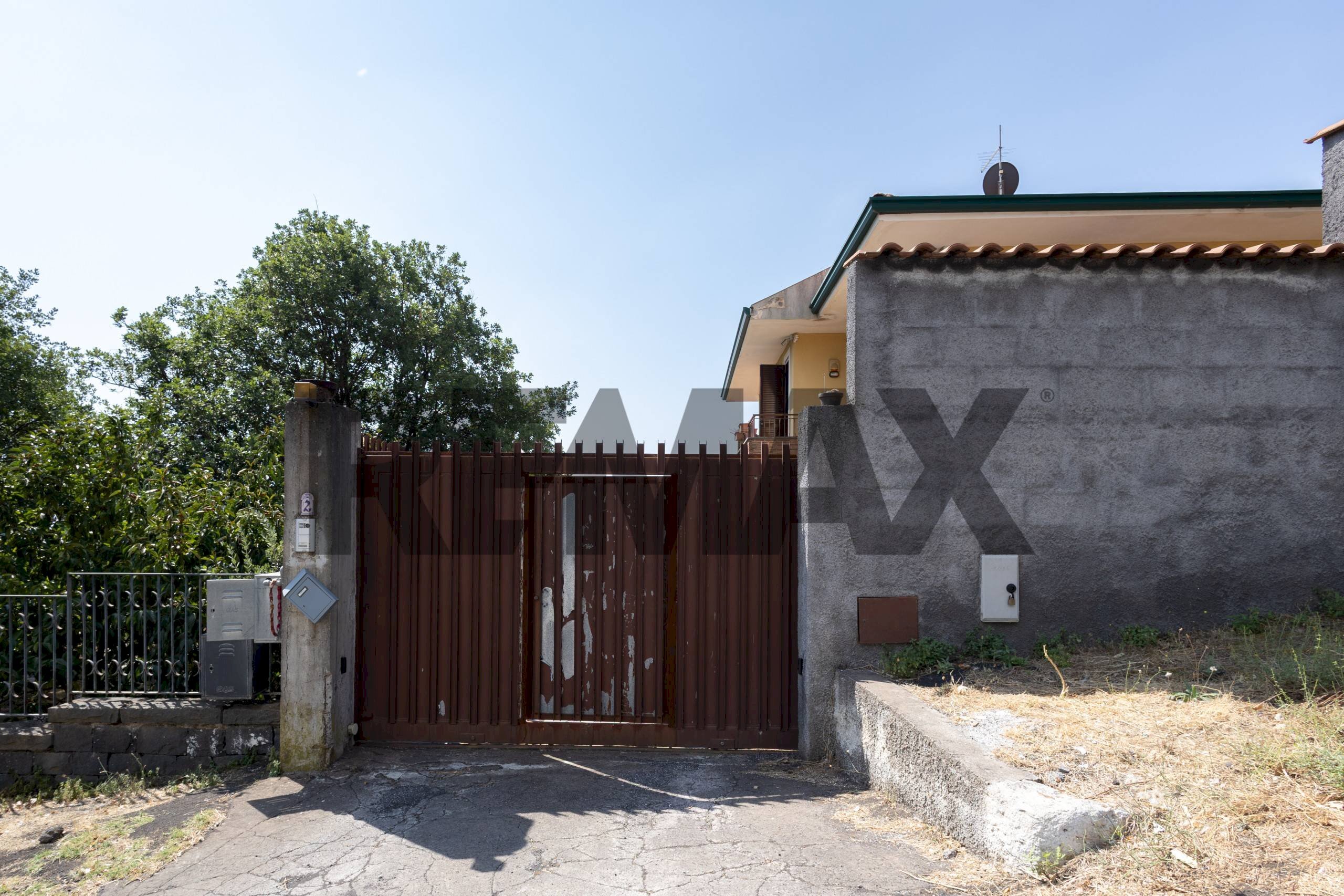 Casa all\'aperto - Villa via sicilia
2, Nicolosi - foto 2