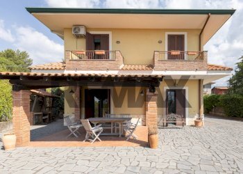 Casa all\'aperto - Villa via sicilia
 
2, Nicolosi - foto 6