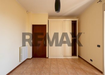 Stanza vuota - Villa via sicilia
 
2, Nicolosi - foto 25
