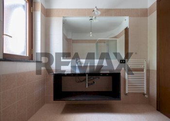 Bagno - Villa via sicilia
 
2, Nicolosi - foto 28