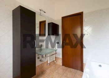 Bagno - Villa via sicilia
 
2, Nicolosi - foto 37