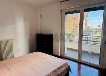 Camera / camera da letto - Bilocale VIA CASSINARI
 
8, Milano - foto 4