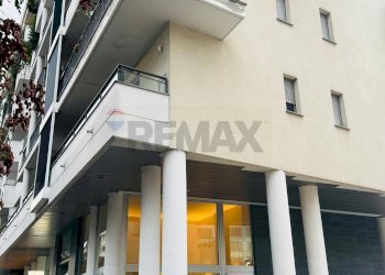 Edificio all\'aperto - Bilocale VIA CASSINARI
 
8, Milano - foto 14