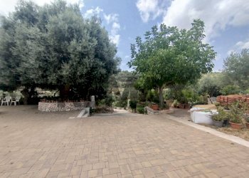 Terrazza - Villa Contrada  Bosco di Sopra
 
24, Canicattini Bagni - foto 21