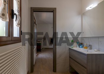 Bagno - Villa Contrada  Bosco di Sopra
 
24, Canicattini Bagni - foto 28