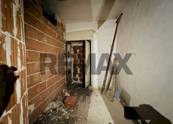 Hall / corridoio - Apartment Via Duca D'aosta
 
5, Sortino - photo 7