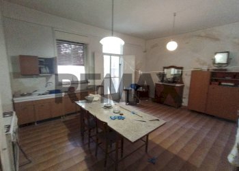 Sala da pranzo - Independent house Via Vittorio Emanuele Terzo
 
426, Canicattini Bagni - photo 52