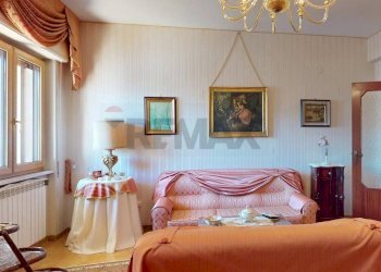 Soggiorno - Appartamento Via Giuseppe De Falco
4, Caserta - foto 3