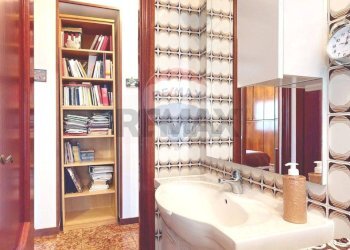 Bagno - Appartamento Via Giuseppe De Falco
4, Caserta - foto 8