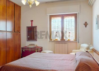 Camera / camera da letto - Appartamento Via Giuseppe De Falco
4, Caserta - foto 81