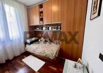 Camera / camera da letto - Casa semi indipendente via andrea d'albino
 
30, Albino - foto 18
