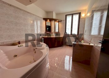 Bagno - Casa semi indipendente via andrea d'albino
 
30, Albino - foto 20