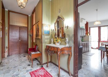 Hall / corridoio - Villa Via Mascagni
 
100, Stezzano - foto 16