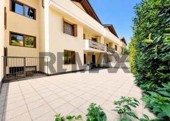 Edificio all\'aperto - Quadrilocale Via Nazionale
 
47, Costa Volpino - foto 1